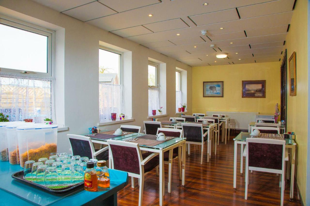 Breeze Guest House Bootle  Exteriör bild